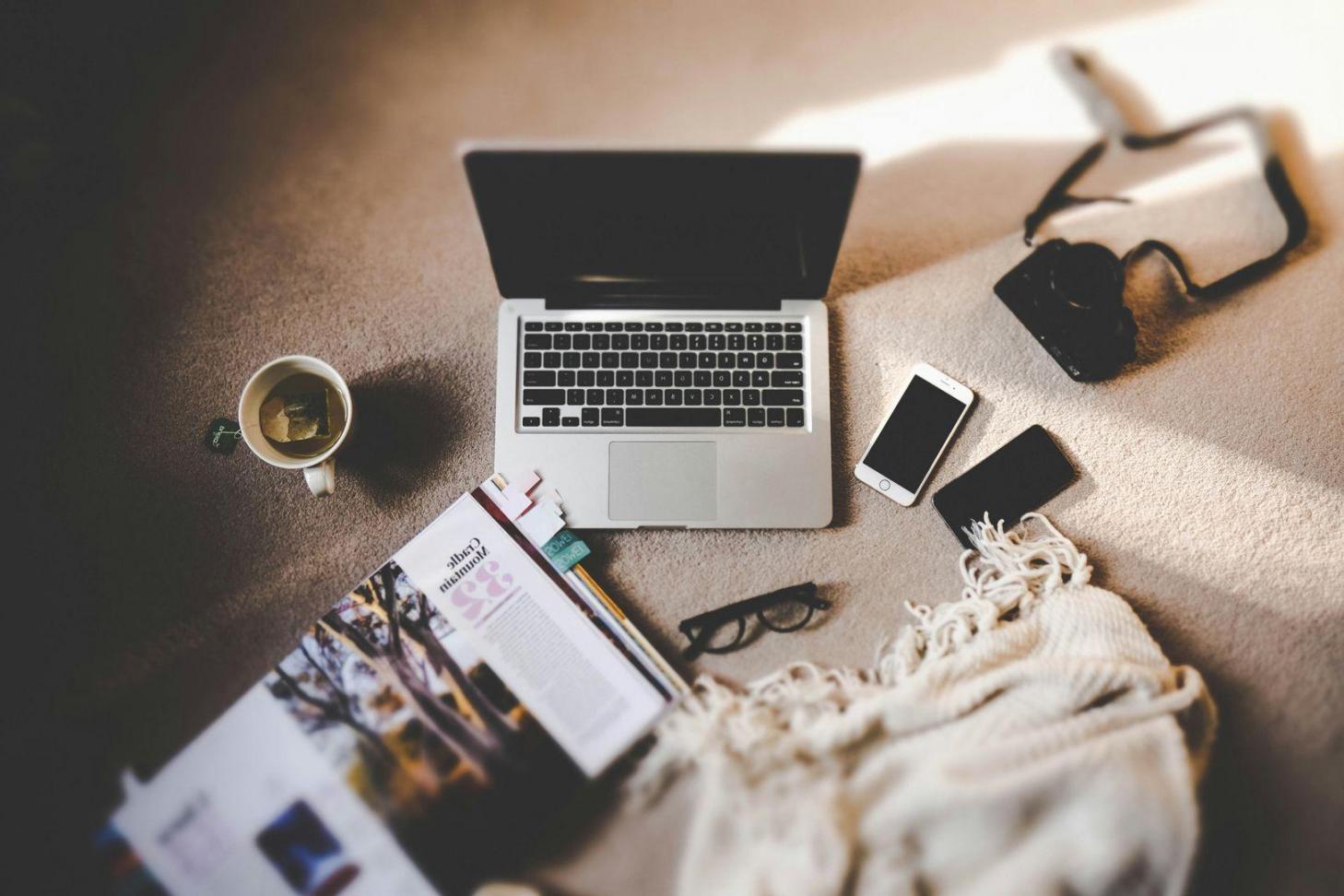 Suasana kolaboratif dalam pembelajaran financial modeling dengan mentor berpengalaman